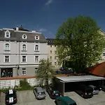 Hotel Dom 3*