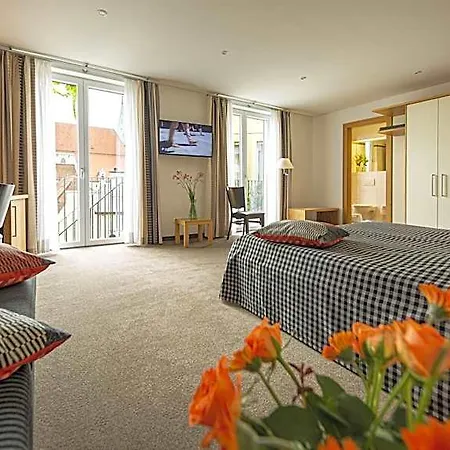 Hotel Dom 3*
